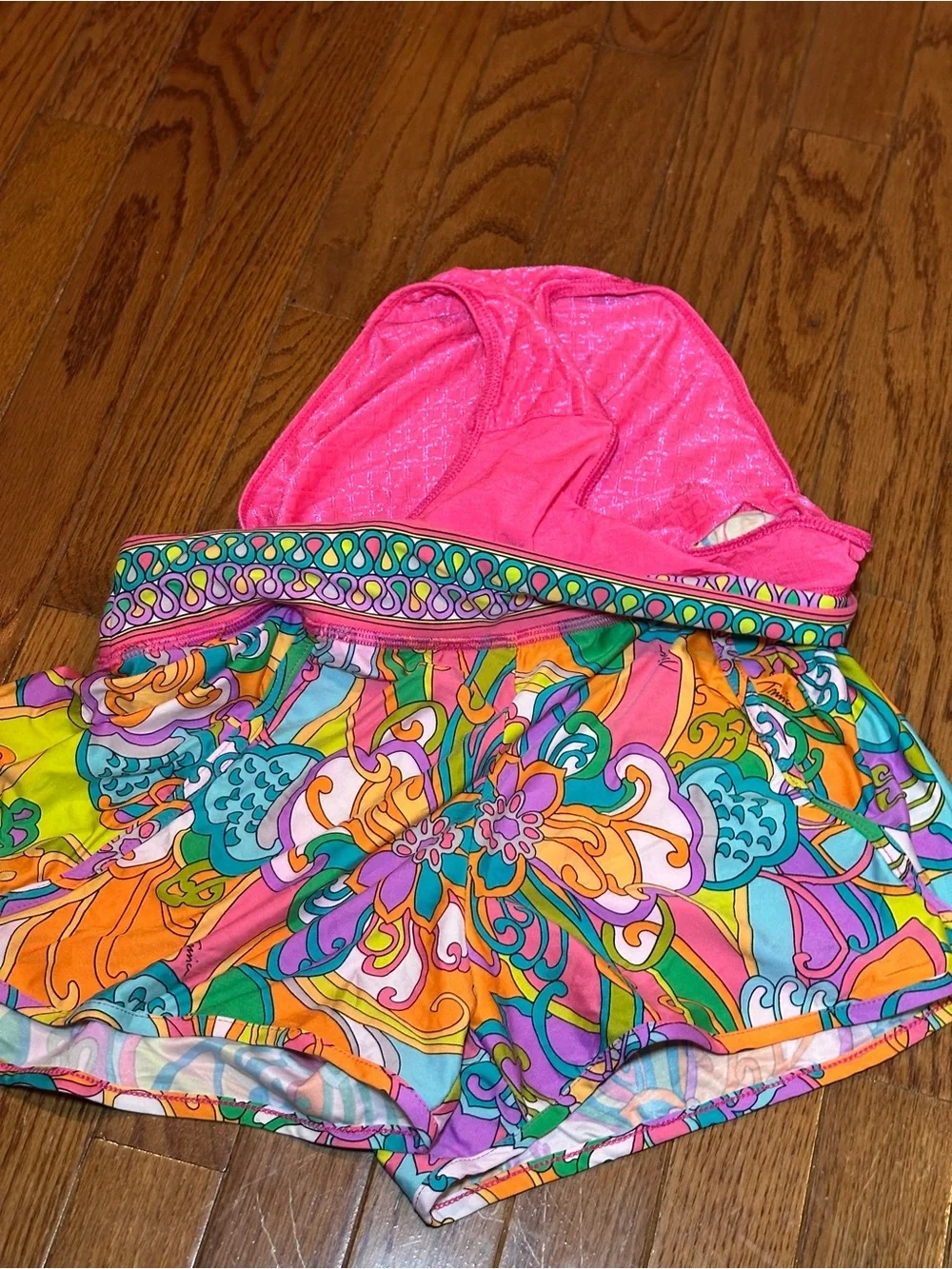 EUC Trina Turk Swim Shorts - Size L